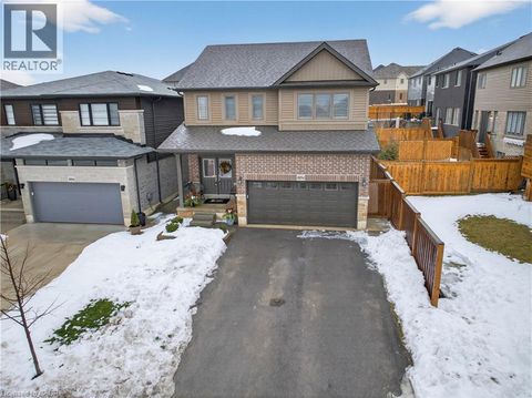 4054 THOMAS Street Beamsville ON L3J0S5