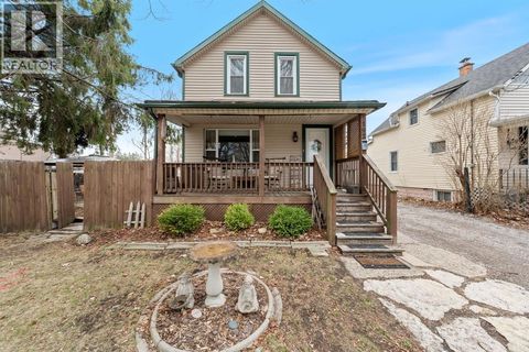 192 WATER STREET Sarnia ON N7T5T5