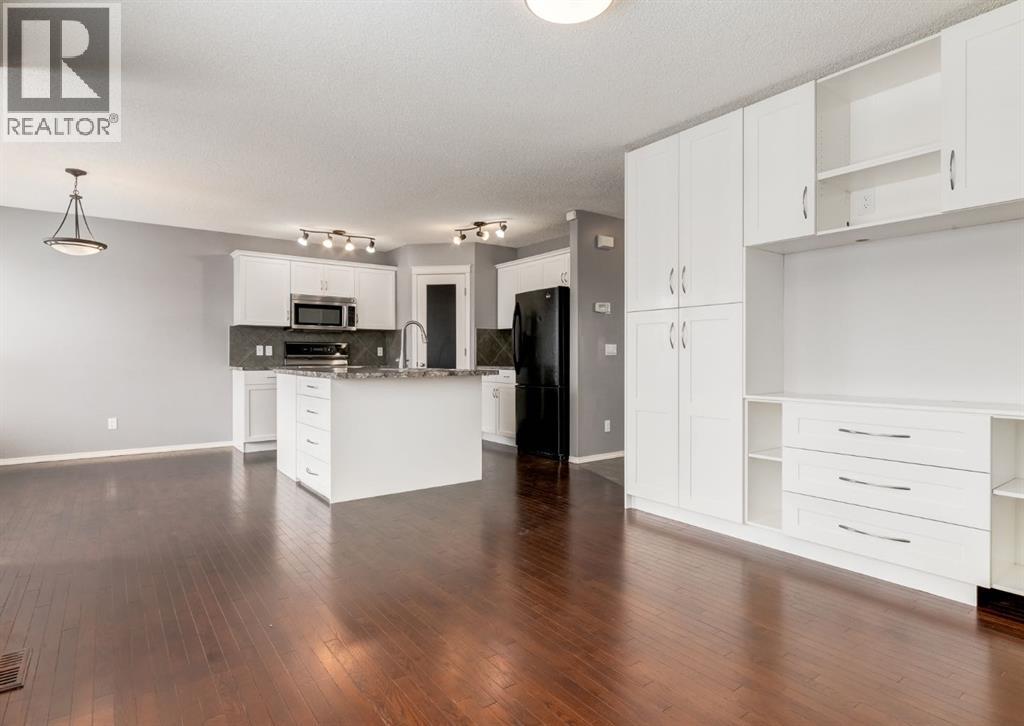 113 Luxstone Green SW