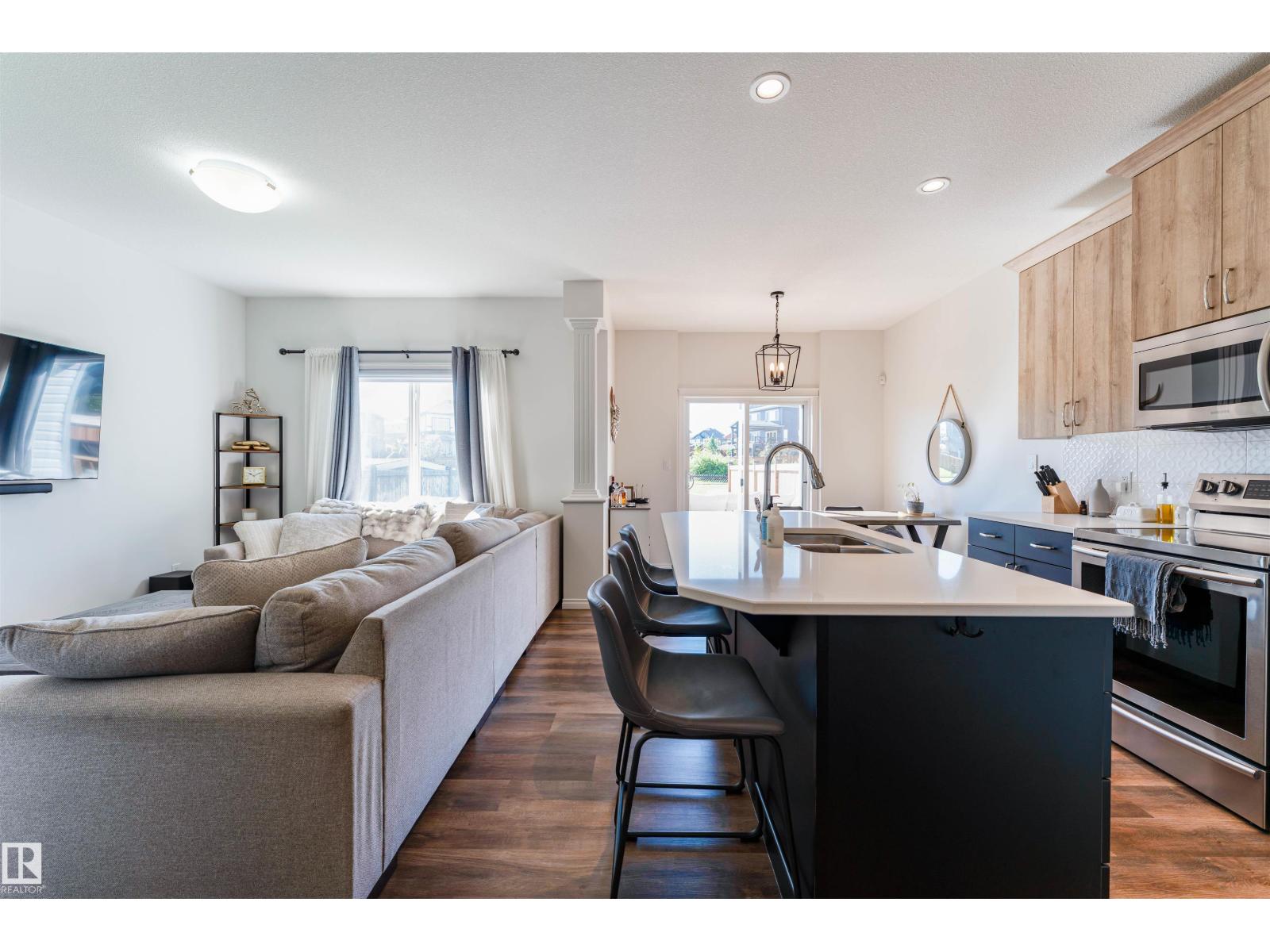12817 205 ST NW