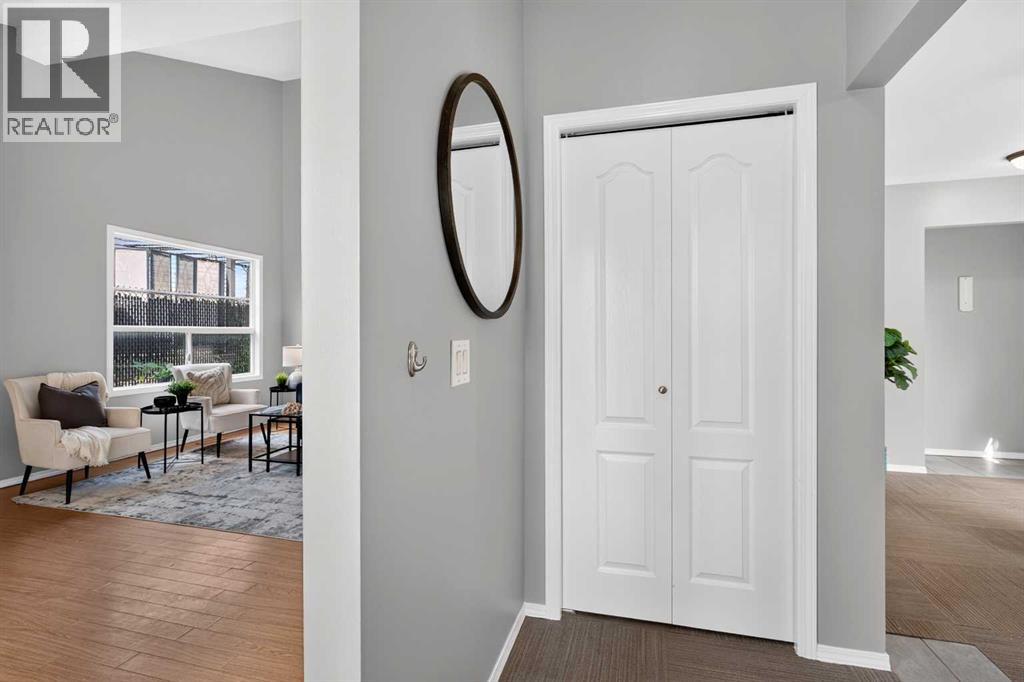 258 Summerwood Place SE