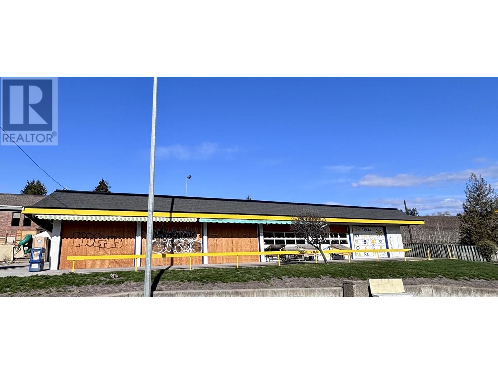 9918 Highway 97 Highway