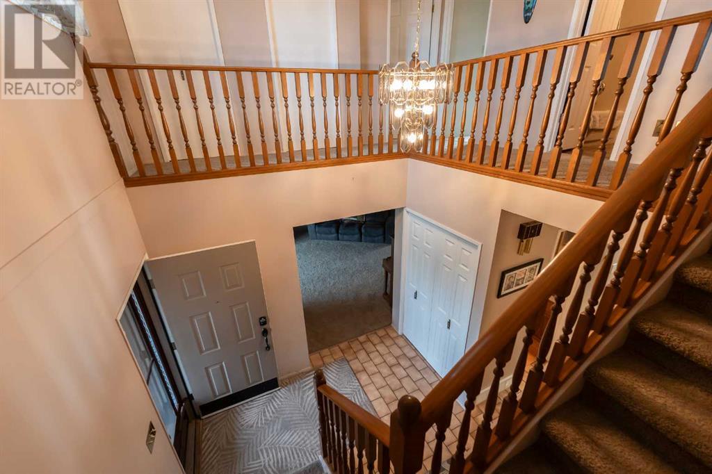 11 Tudor Court S