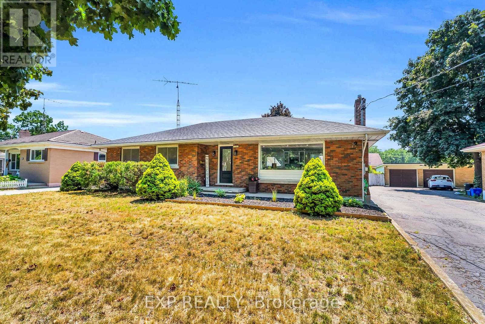 19 WOODMAN DRIVE
