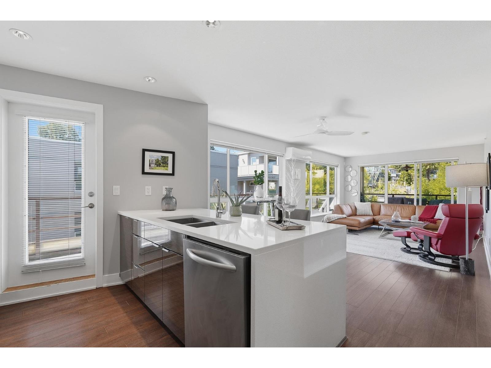 303 15747 MARINE DRIVE
