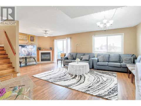 95 ECKHARDT Avenue Unit# 203 Penticton BC V2A8L2