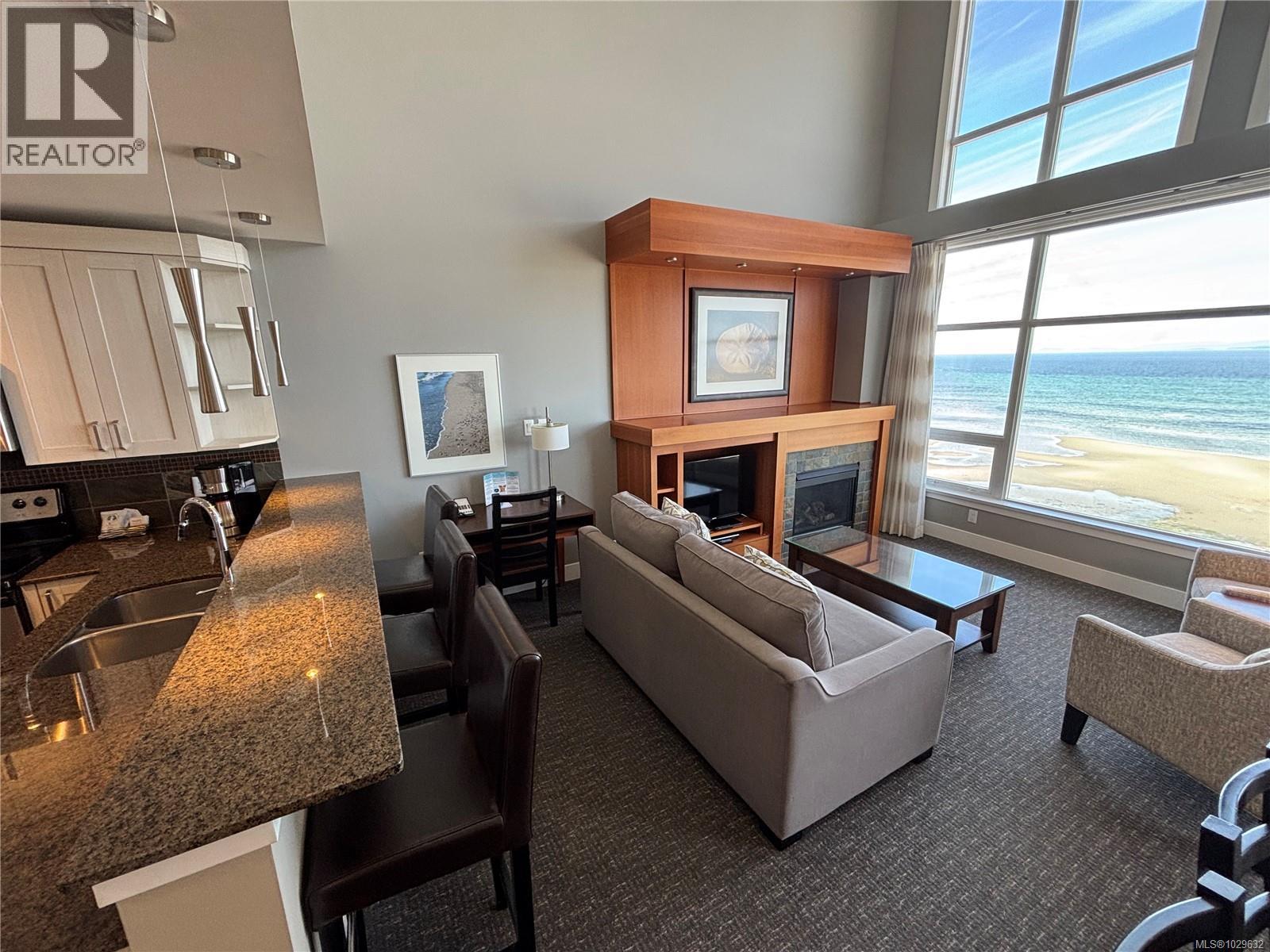 908 181 Beachside Dr