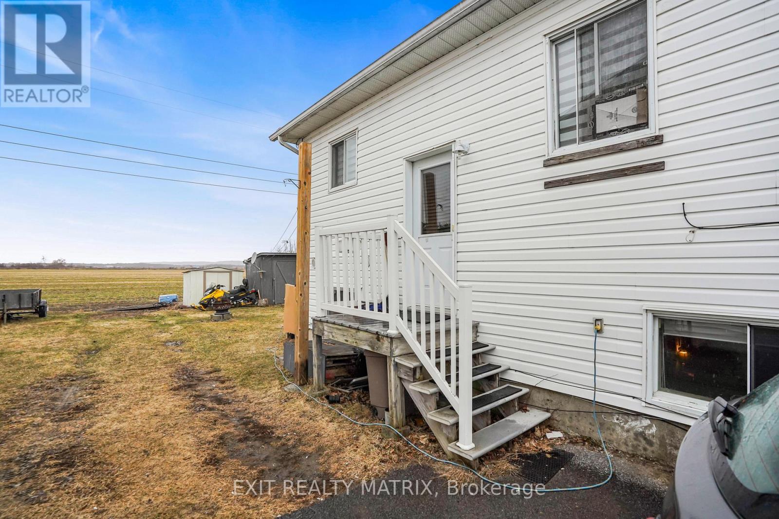993 JACYNTHE STREET - Photo 3