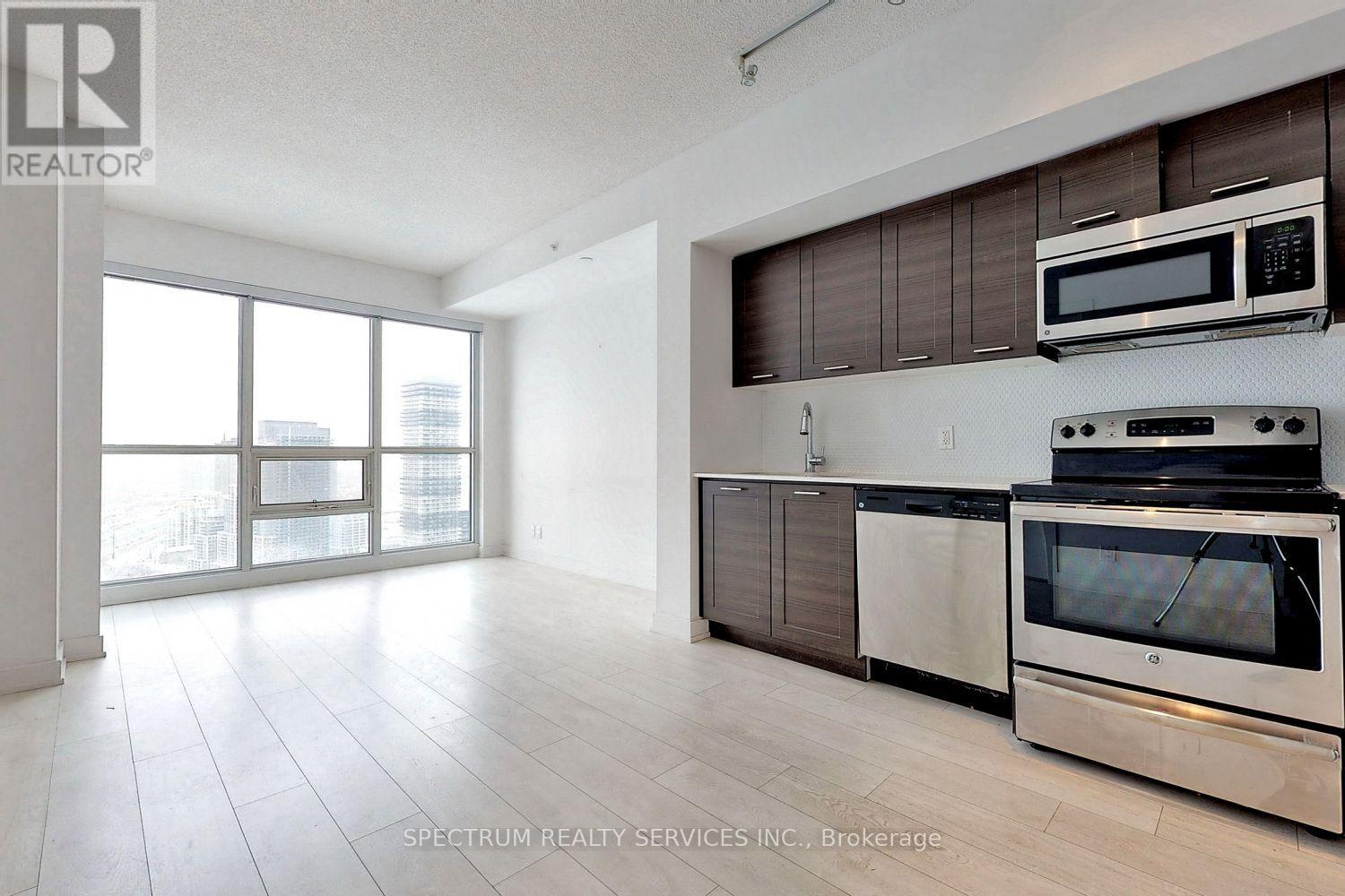 3805 - 2220 LAKESHORE BOULEVARD W