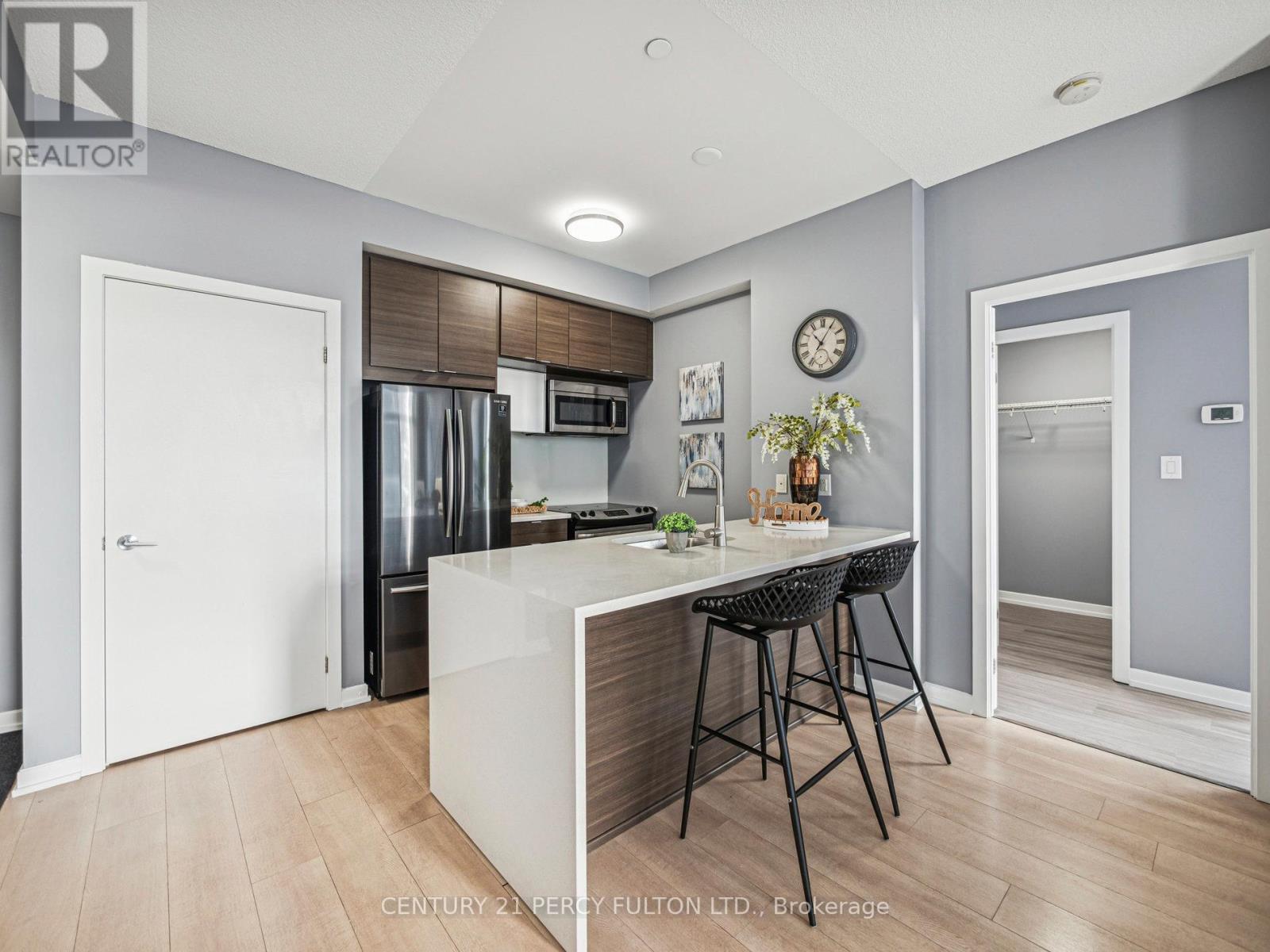 408 - 62 FOREST MANOR ROAD