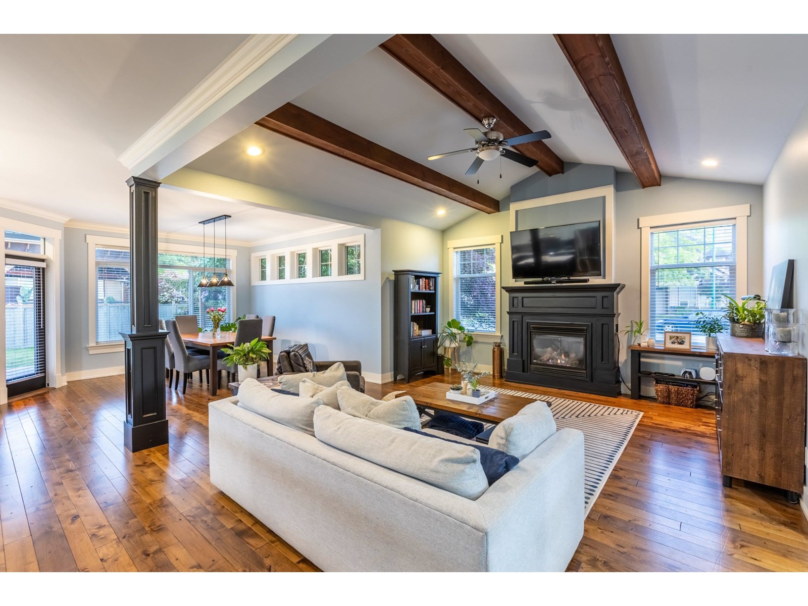 3818 CAVES COURT