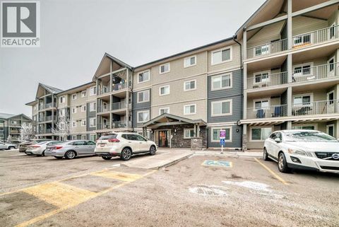 3302, 181 Skyview Ranch Manor NE Calgary AB T3N0V2