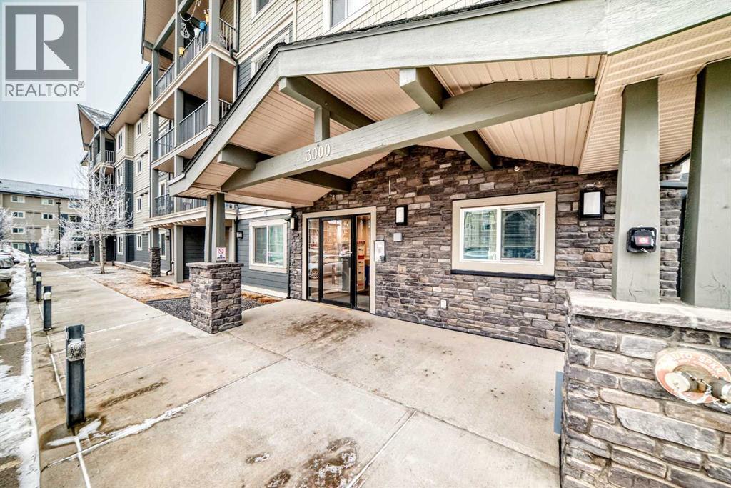 3302, 181 Skyview Ranch Manor NE