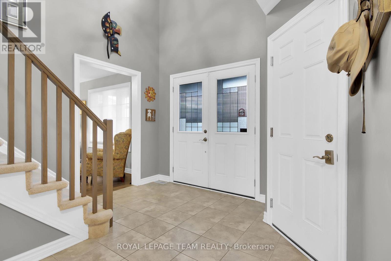 638 ROBERT HILL DRIVE
