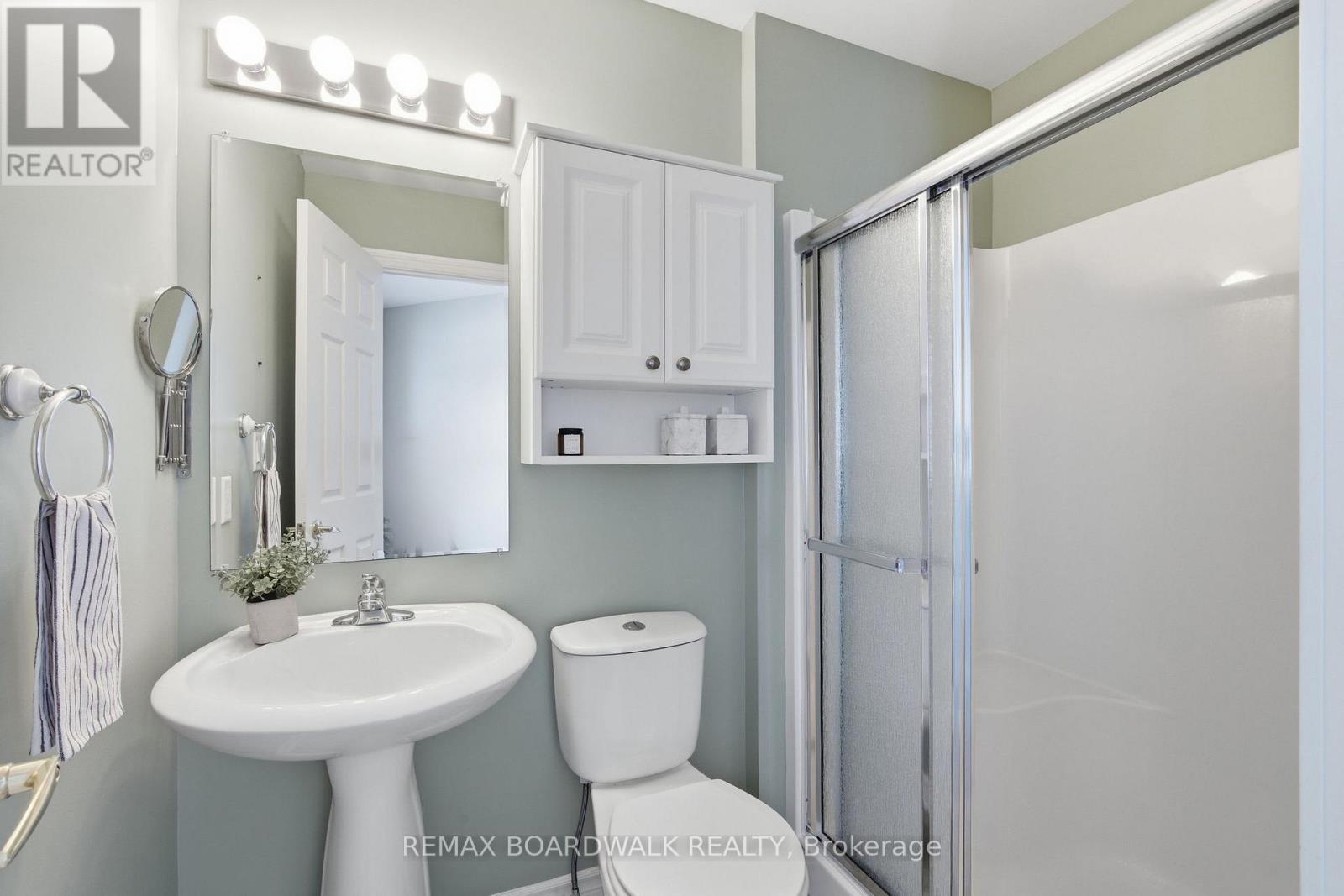 307 CHESTNUT PRIVATE