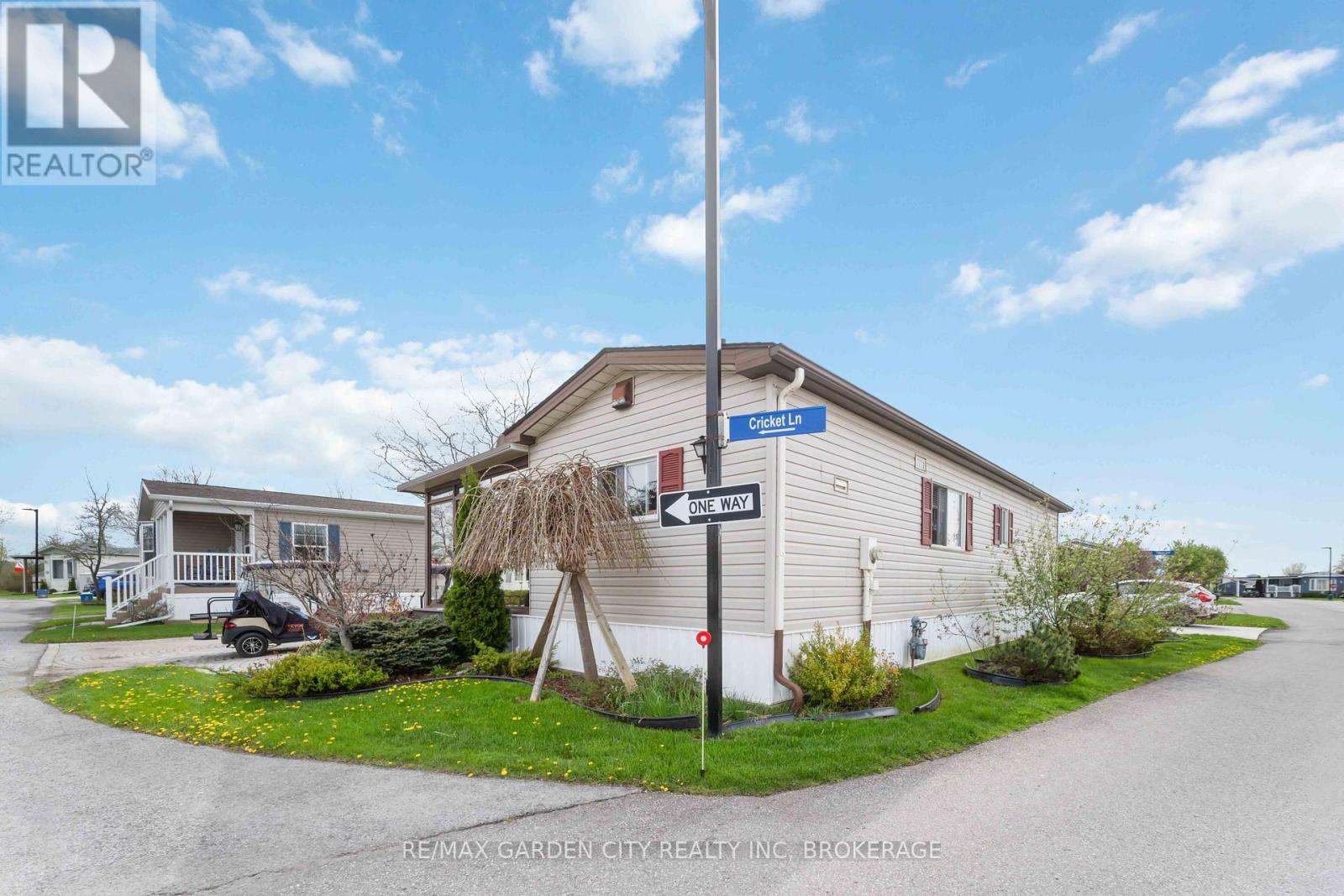 327 - 3033 TOWNLINE ROAD