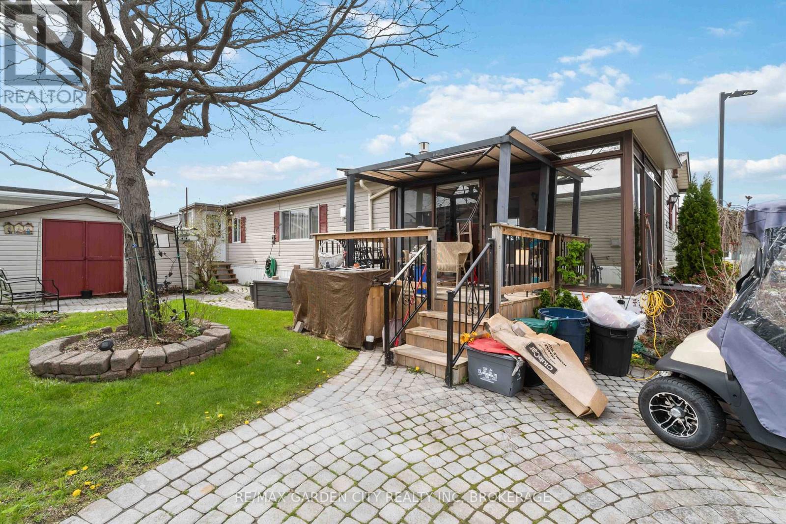 327 - 3033 TOWNLINE ROAD