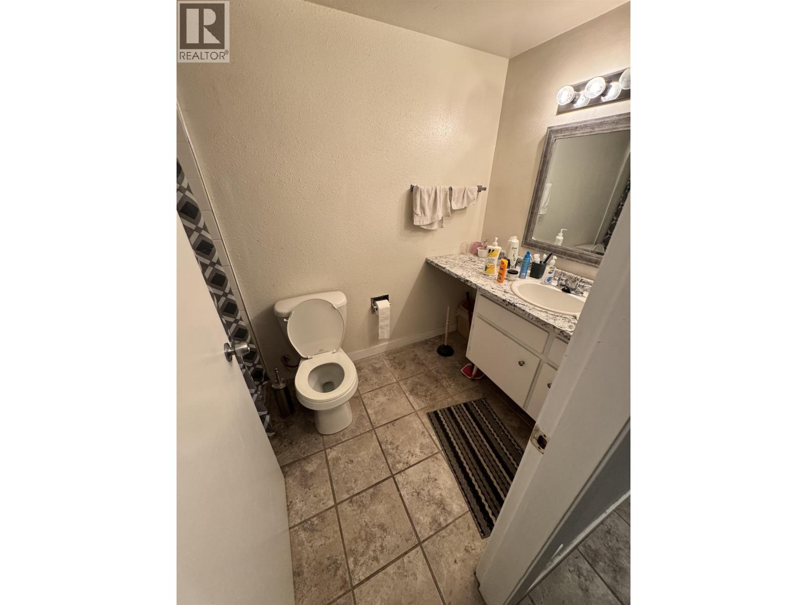 312 6420 BUSWELL STREET