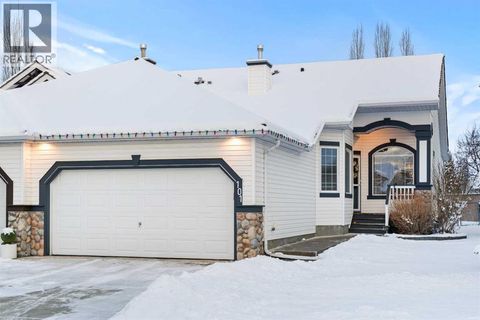 101 Chaparral Villas SE Calgary AB T2X3N4