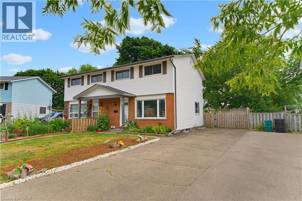 61 BALFOUR Crescent