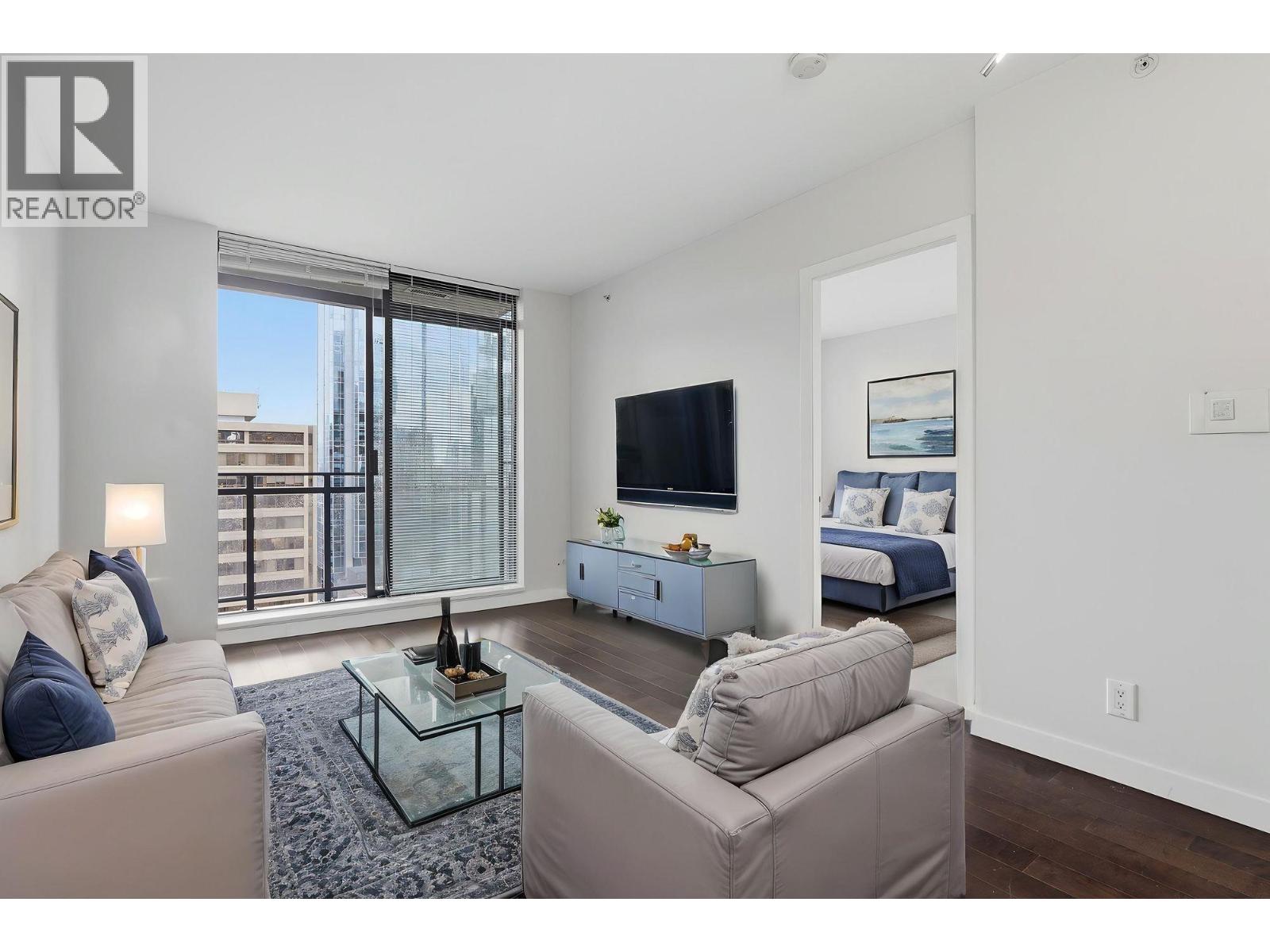 1507 788 RICHARDS STREET