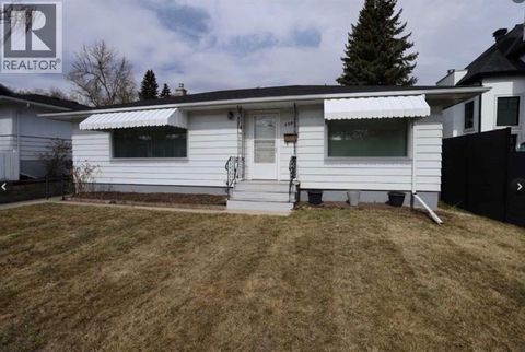 2908 13 Avenue NW Calgary AB T2N1M2