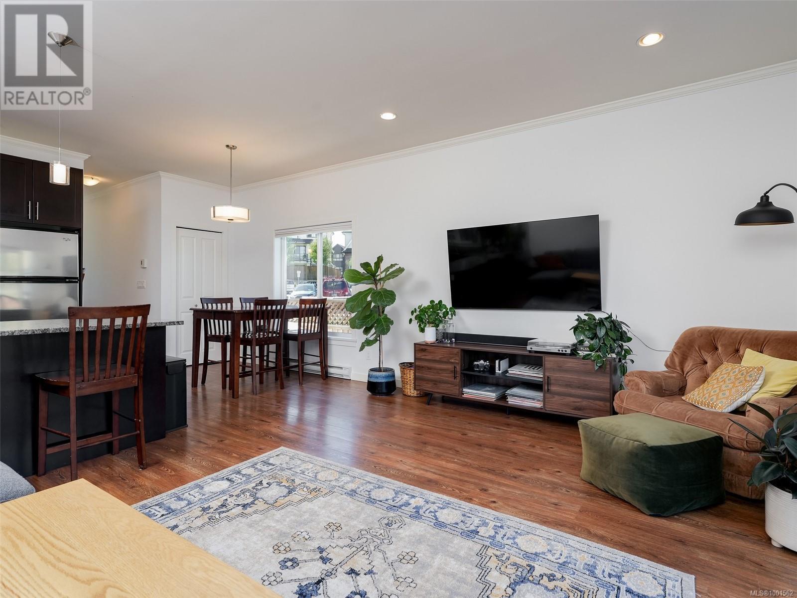 2976 Trestle Pl