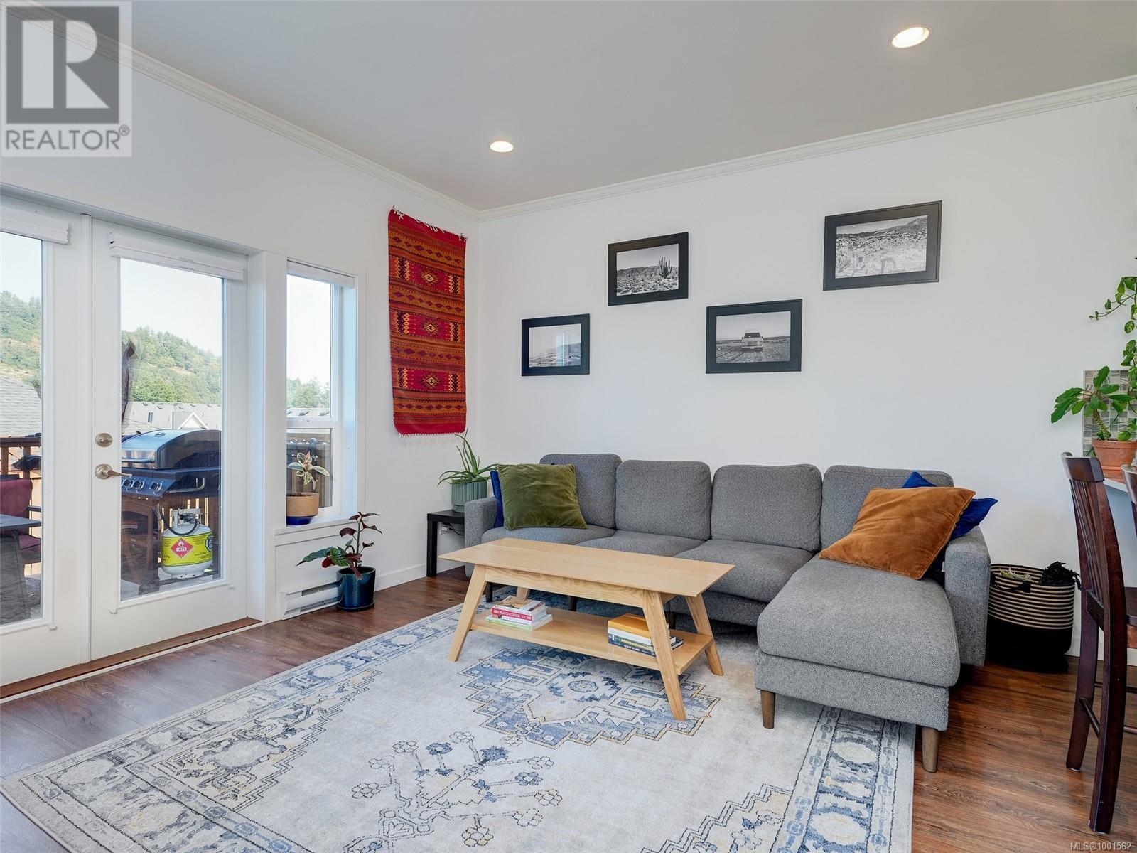 2976 Trestle Pl