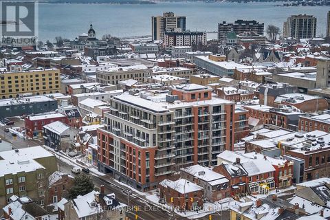 813 - 223 PRINCESS STREET Kingston (East of Sir John A. Blvd) ON K7L1B3