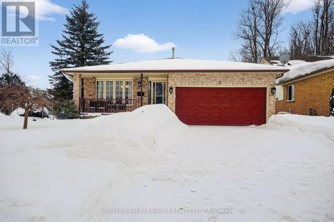 3 CORA DRIVE Kitchener ON N2N3C6