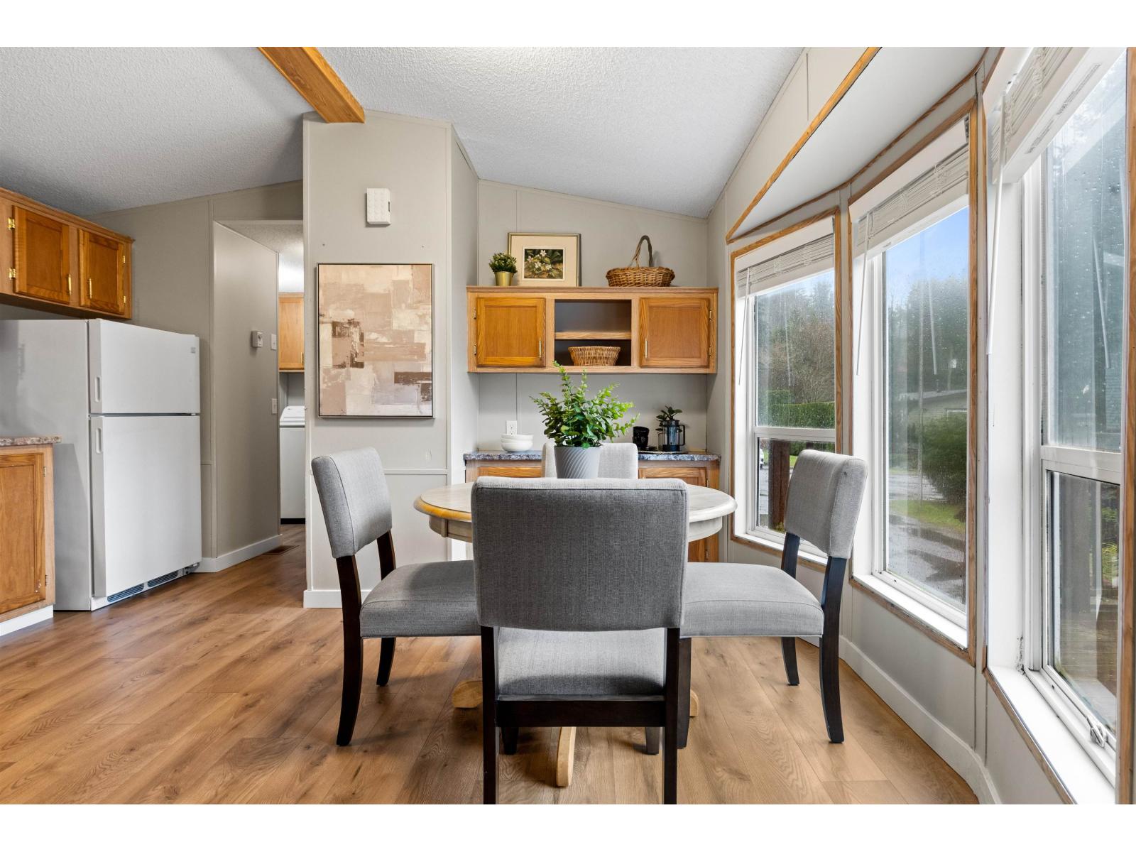 216 45835 SLEEPY HOLLOW ROAD|Cultus Lake East