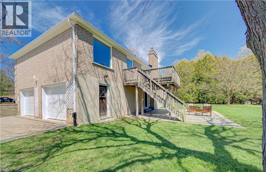 395 WARRINGTON Drive