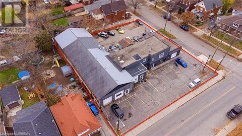 249 MURRAY Street Brantford ON N3S5S4