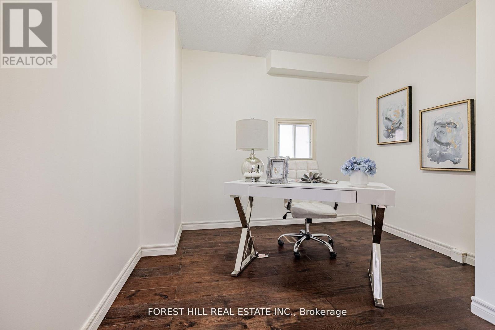 51 BRIGGS AVENUE