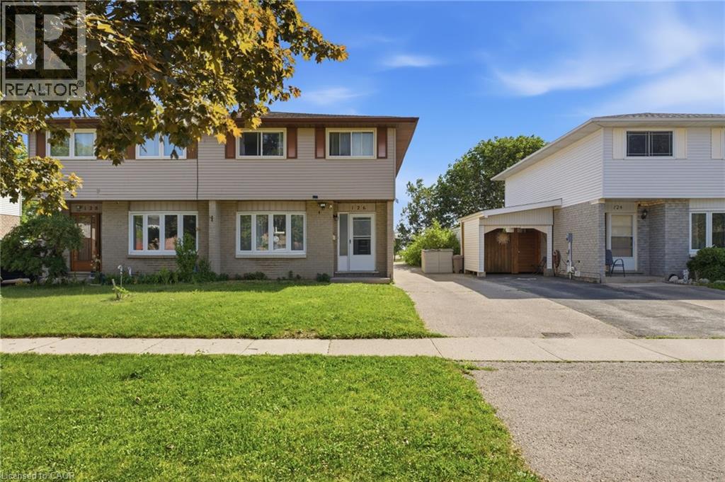 126 DINISON Crescent