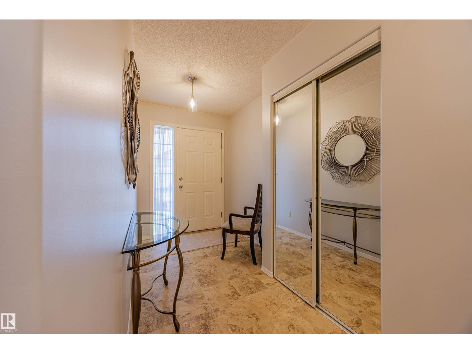 #128 215 BLACKBURN E SW