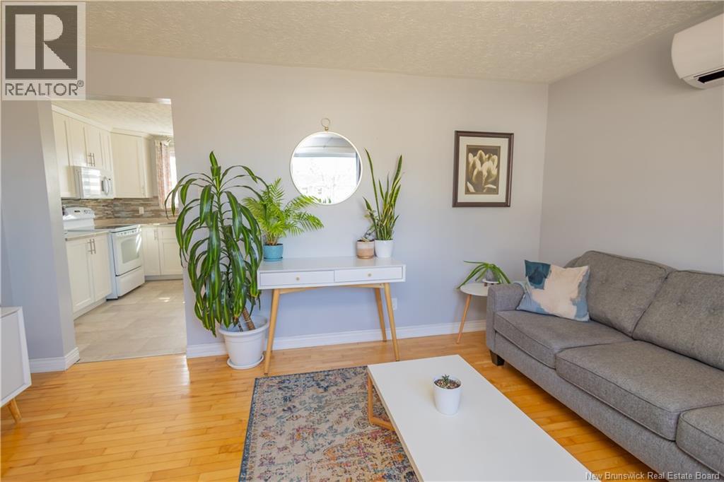 154 Barton Crescent