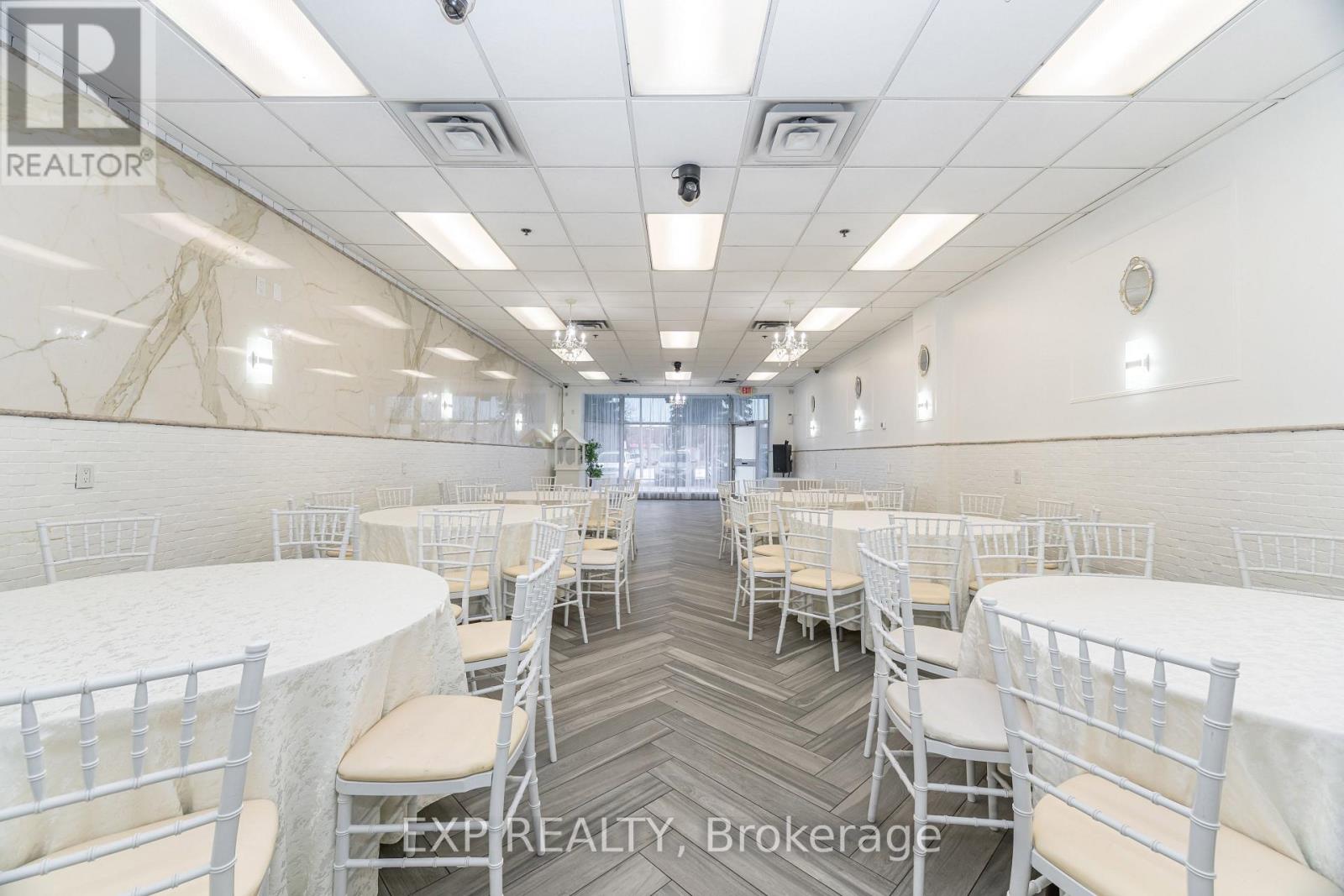 #3 - 3232 STEELES AVENUE W