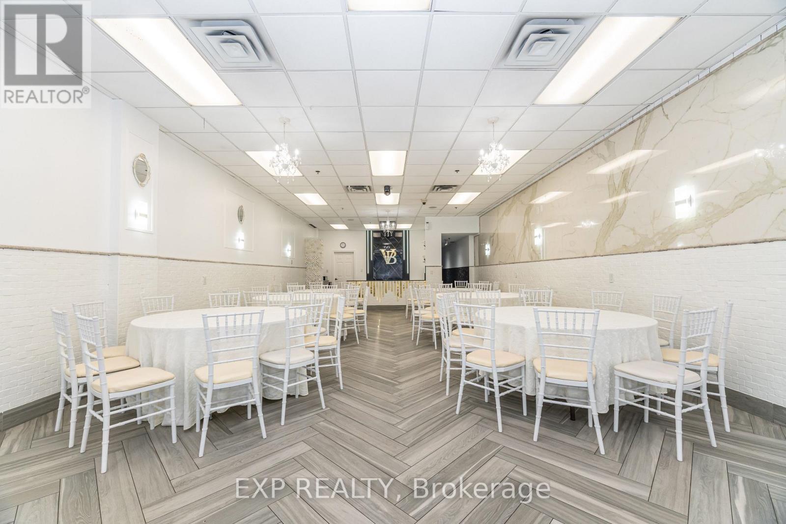 #3 - 3232 STEELES AVENUE W