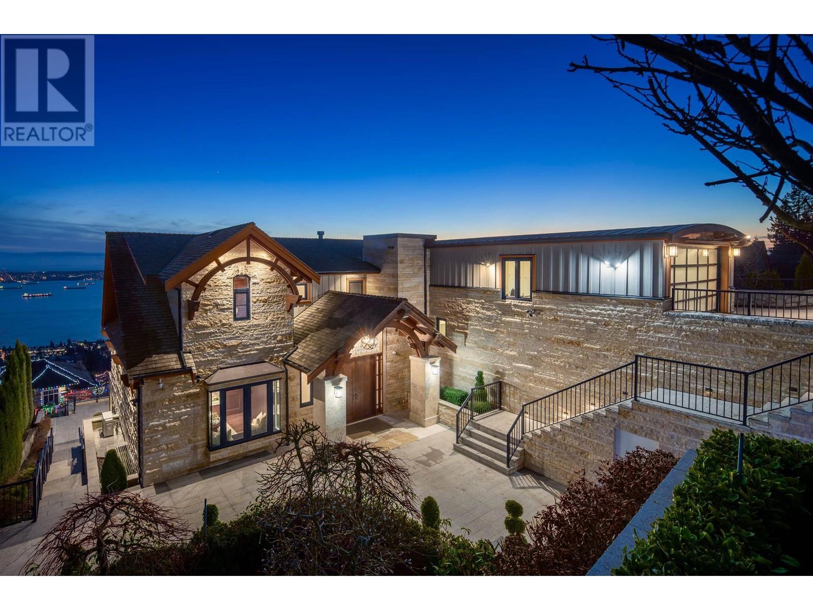 2426 HALSTON COURT