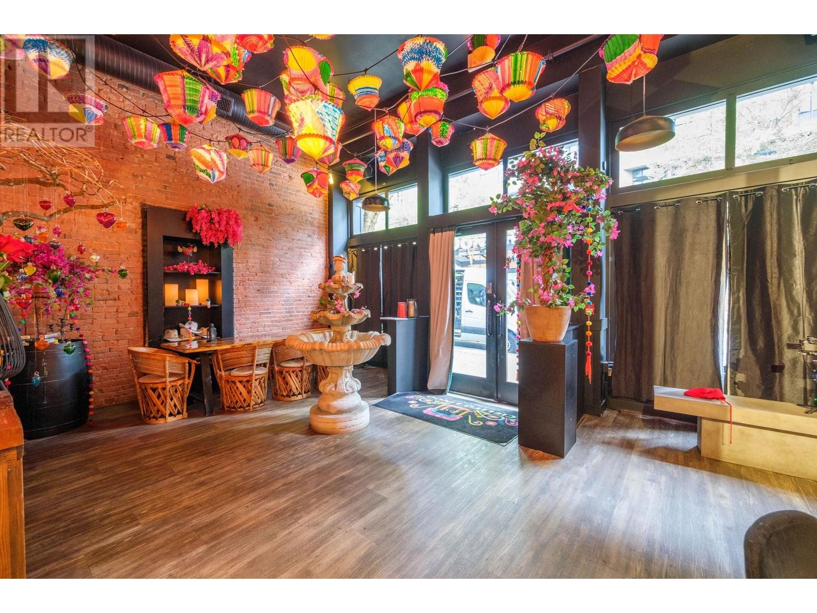 122-130 W HASTINGS STREET