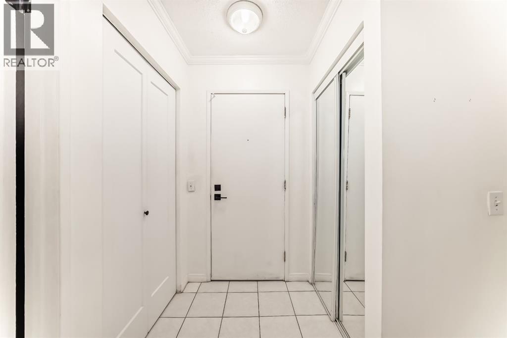 205, 626 2 Avenue NE