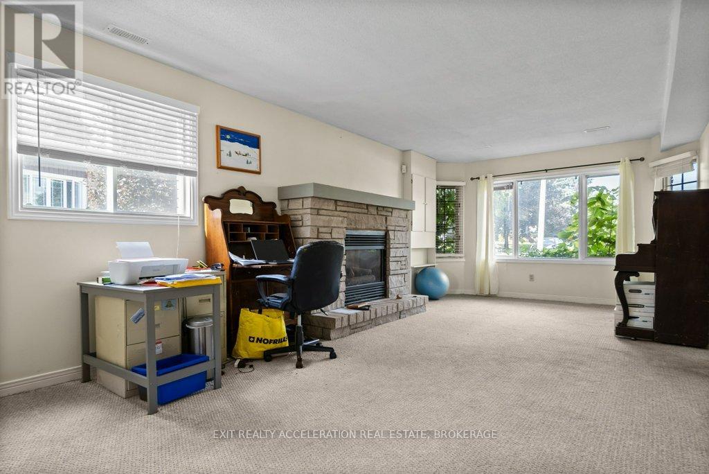 150 SHORELINE CRESCENT