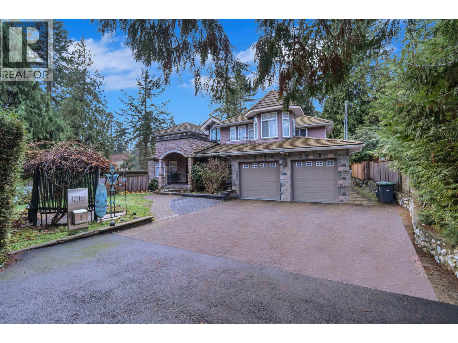 1219 ARBORLYNN DRIVE