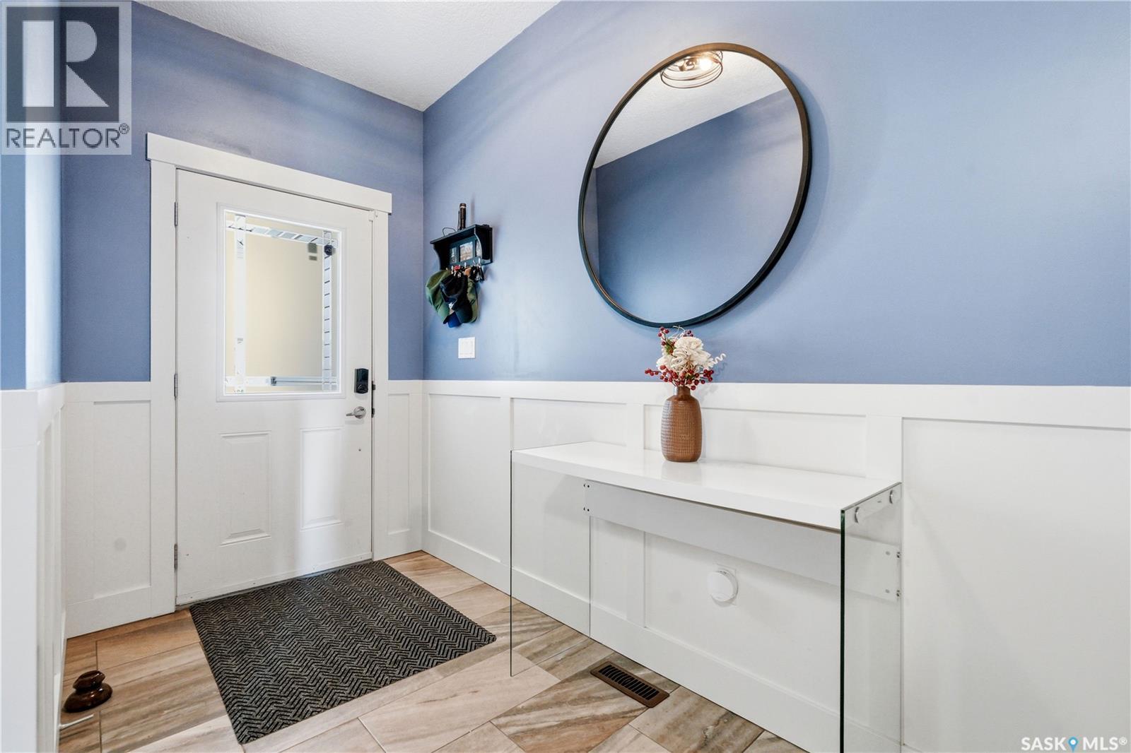 158 3220 11th STREET W