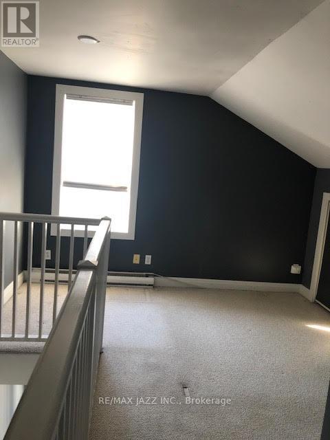 29 KING STREET E