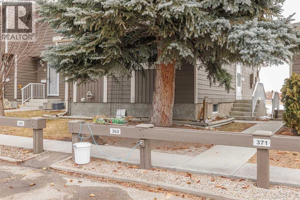 35, 14736 Deerfield Drive SE