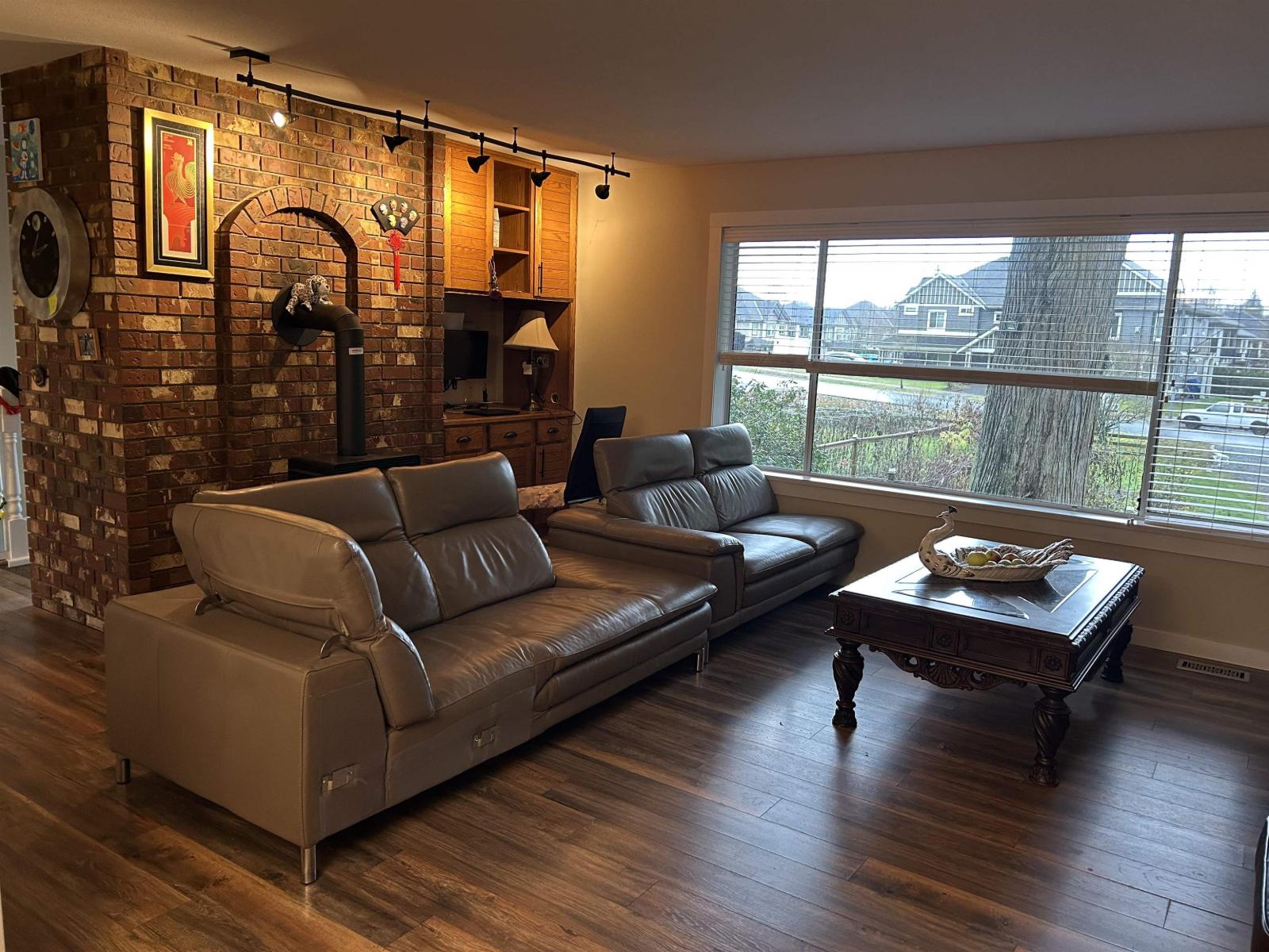 32427 EGGLESTONE AVENUE