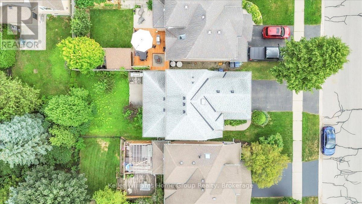 10 PERIWINKLE WAY