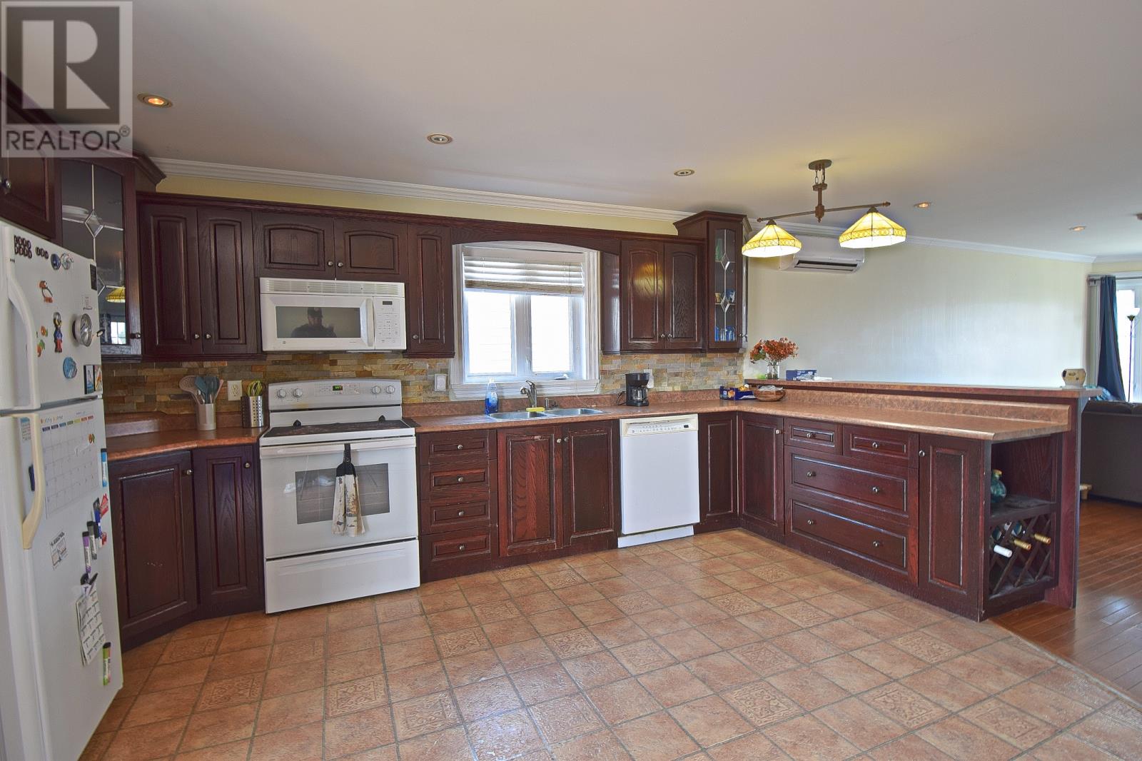 3 Tyrell Drive